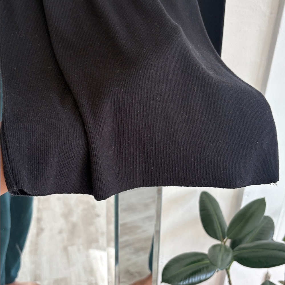 Eterne Classic Black Ribbed Dress - Picture 7 of 9